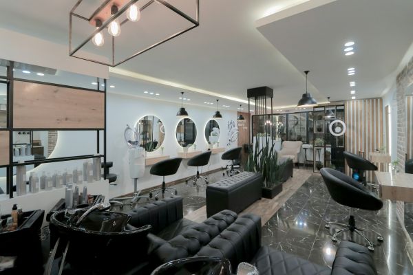 Soulagez vos cheveux avec un salon de coiffure bio