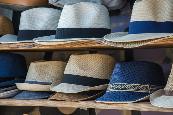 Découvrez la boutique spécialiste en chapeaux pour hommes élégants